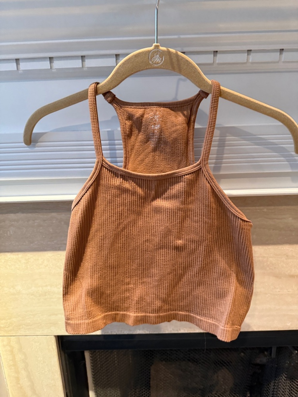 Aura Ribbed Cropped Cami in Rusty Brown